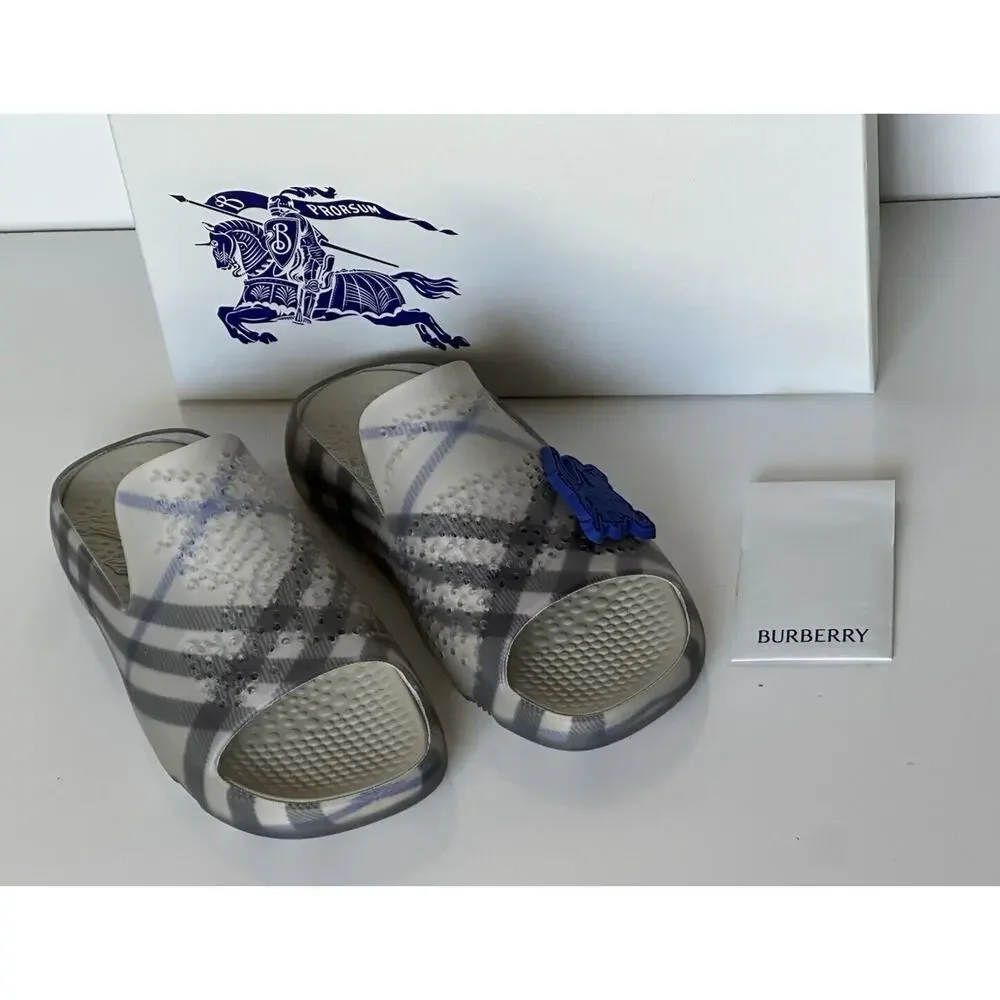 Burberry Mens Stingray Rubber Lichen IP Check Sandals 10 (43) 8088962 NIB $550